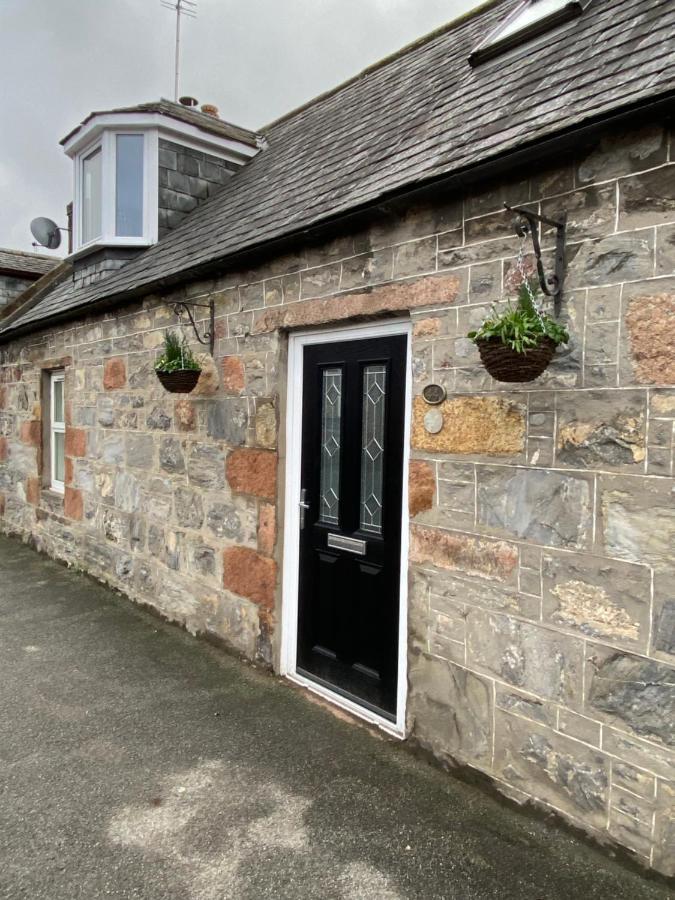 Islas Cottage, A Home In The Heart Of Speyside Dufftown Exterior photo